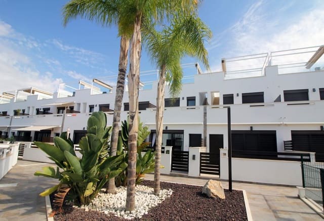 3 bedroom Terraced Villa for sale in Pilar de la Horadada ciudad, Pilar de la Horadada with pool - € 354,900 (Ref: 9357640)