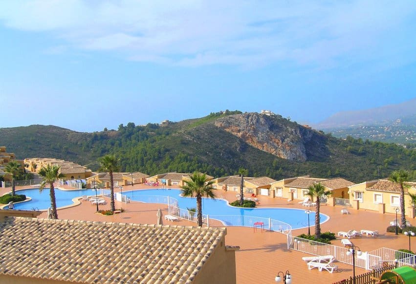 2 soverom Penthouse til salgs i Benitachell / Benitatxell med svømmebasseng - € 476 000 (Ref: 9357642)