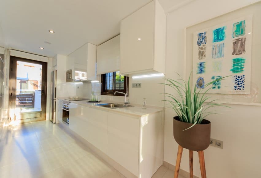 4 makuuhuone Omakotitalo myytävänä paikassa Pilar de la Horadada mukana uima-altaan - 369 900 € (Ref: 9360694)