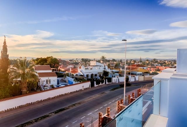 4 makuuhuone Omakotitalo myytävänä paikassa Pilar de la Horadada ciudad, Pilar de la Horadada mukana uima-altaan - 369 900 € (Ref: 9360694)