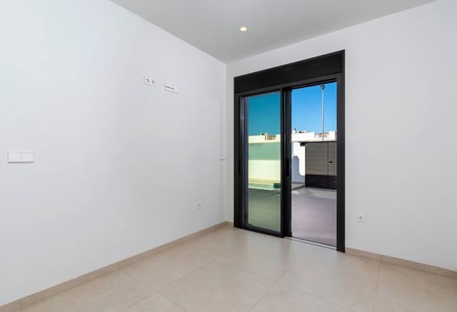 3 soveværelse Bungalow til salg i Pilar de la Horadada ciudad, Pilar de la Horadada med swimmingpool - € 369.900 (Ref: 9360695)