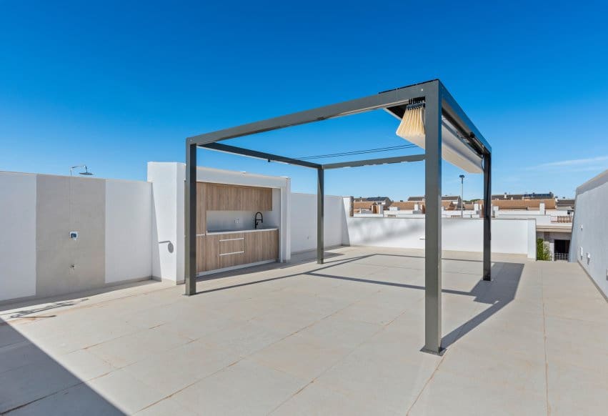 3 bedroom Bungalow for sale in Pilar de la Horadada with pool - € 369,900 (Ref: 9360695)