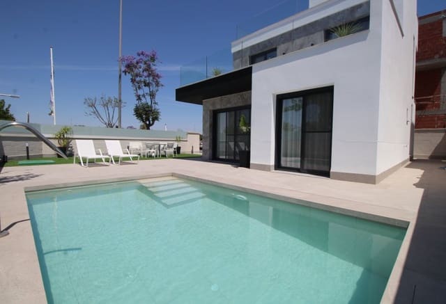 3 soveværelse Villa til salg i Pilar de la Horadada ciudad, Pilar de la Horadada - € 725.000 (Ref: 9360819)