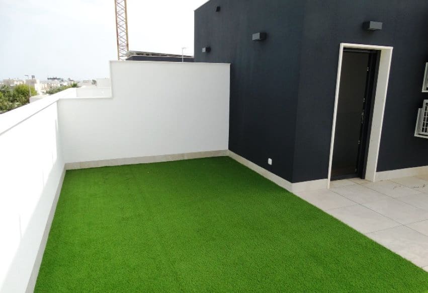 3 bedroom Townhouse for sale in Pilar de la Horadada with pool - € 379,900 (Ref: 9360821)