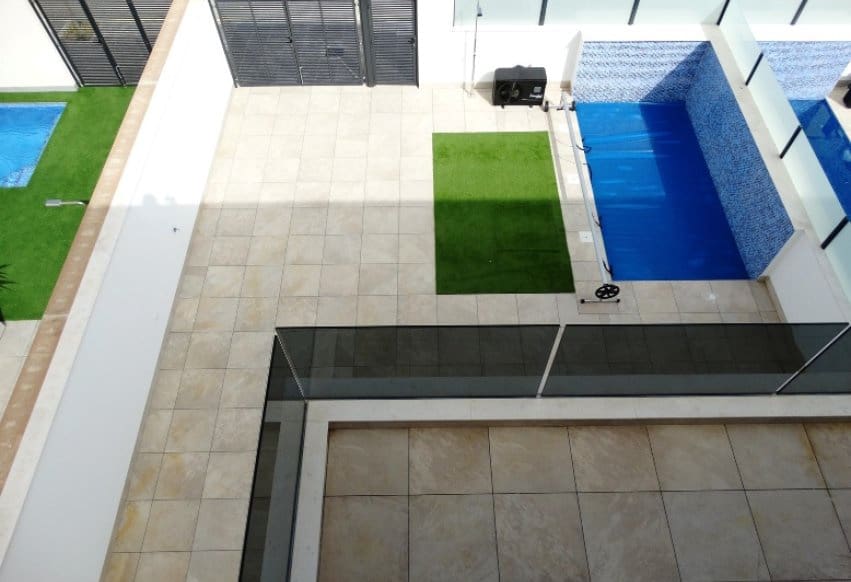 3 bedroom Townhouse for sale in Pilar de la Horadada with pool - € 379,900 (Ref: 9360821)