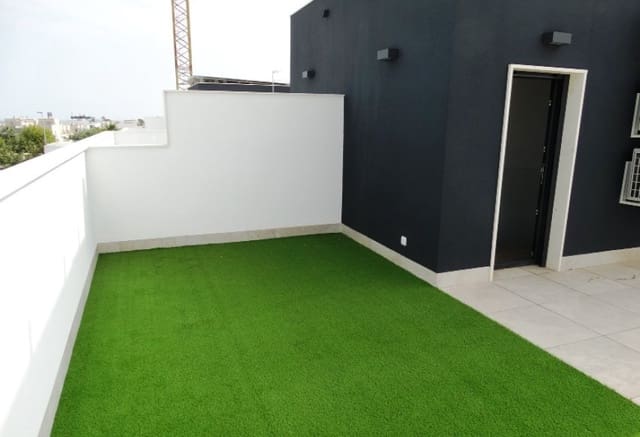 3 slaapkamer Huis te koop in Pilar de la Horadada ciudad, Pilar de la Horadada met zwembad - € 379.900 (Ref: 9360821)