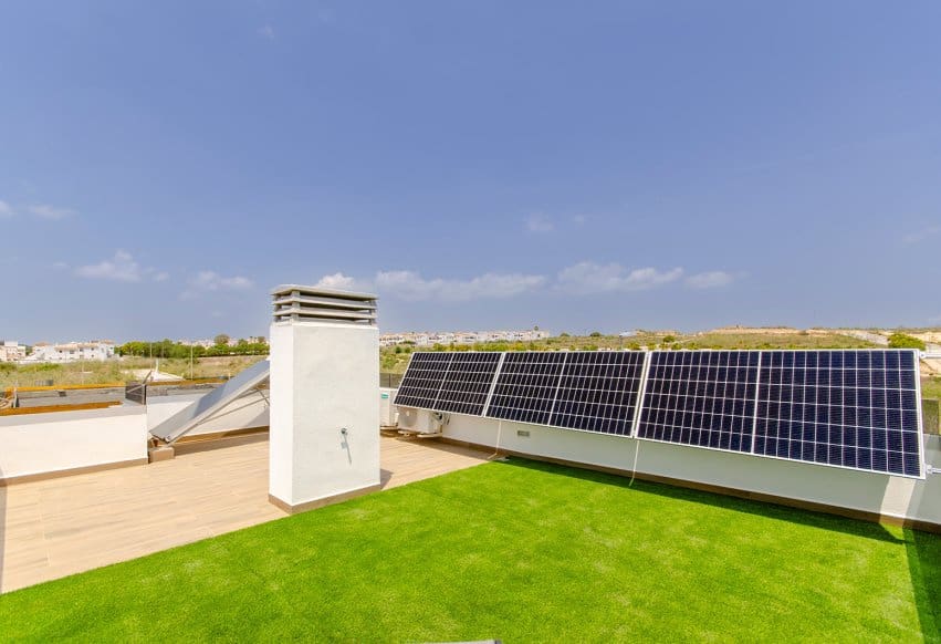 3 bedroom Villa for sale in Orihuela Costa - € 389,000 (Ref: 9360911)