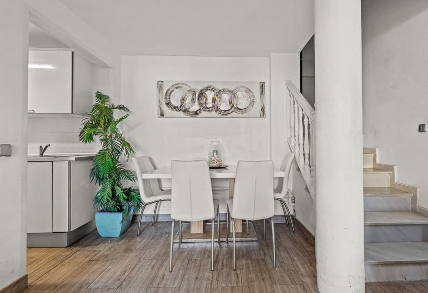 4 soverom Villa til salgs i Playa Flamenca med svømmebasseng - € 399 000 (Ref: 9360916)