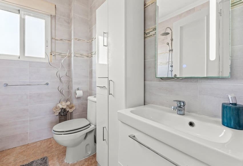 4 soverom Villa til salgs i Playa Flamenca med svømmebasseng - € 399 000 (Ref: 9360916)