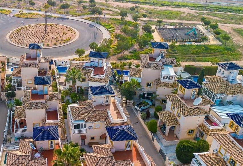 4 soverom Villa til salgs i Playa Flamenca med svømmebasseng - € 399 000 (Ref: 9360916)