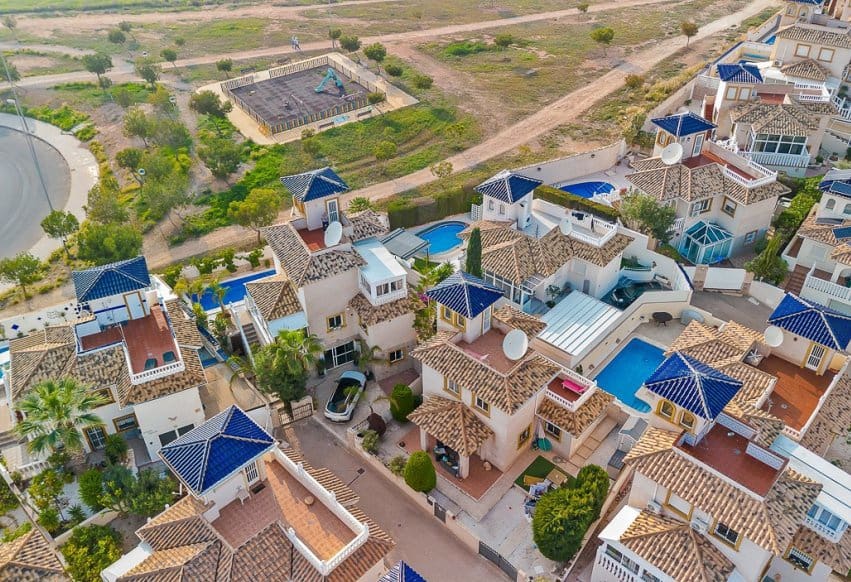 4 soverom Villa til salgs i Playa Flamenca med svømmebasseng - € 399 000 (Ref: 9360916)