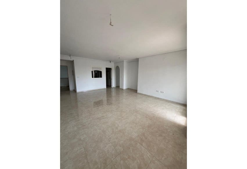 2 slaapkamer Appartement te koop in Orihuela Costa met zwembad - € 219.400 (Ref: 9360925)