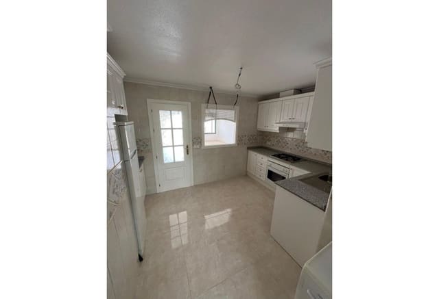 2 slaapkamer Appartement te koop in Las Filipinas met zwembad - € 219.400 (Ref: 9360925)