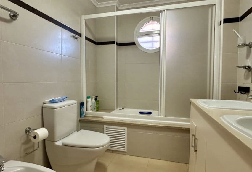 Apartamento Playa de 2 habitaciones en Pilar de la Horadada en venta con piscina - 285.000 € (Ref: 9376490)