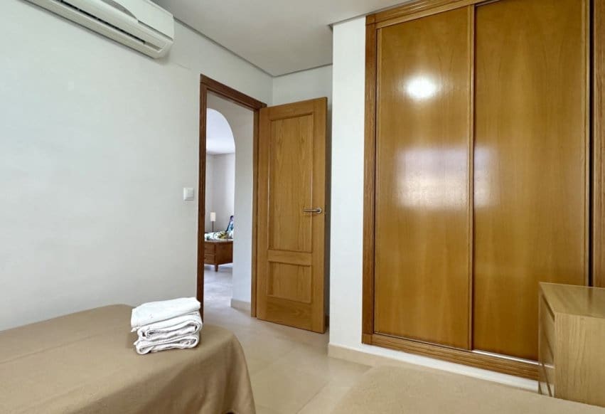 Apartamento Playa de 2 habitaciones en Pilar de la Horadada en venta con piscina - 285.000 € (Ref: 9376490)