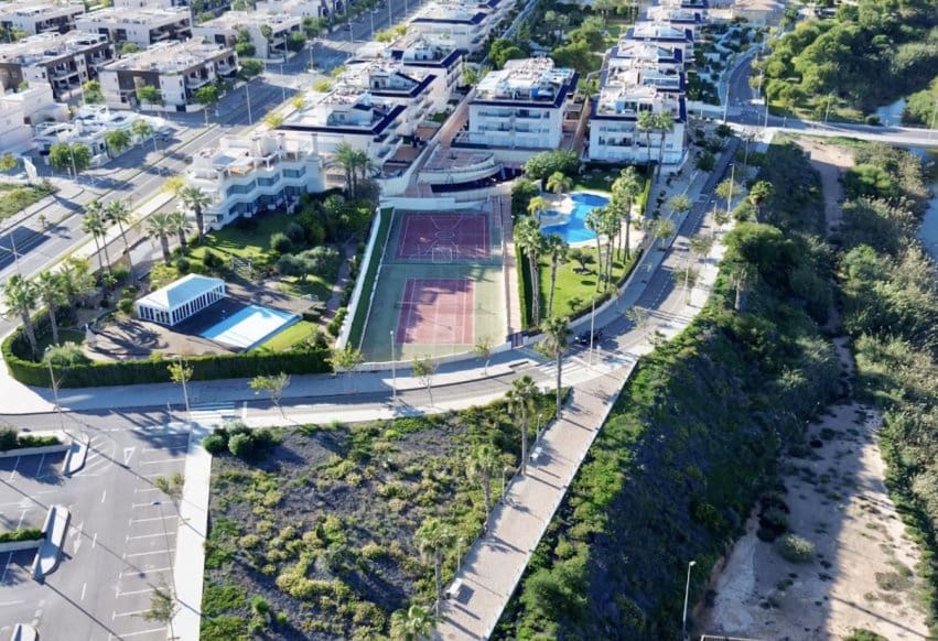 Apartamento Playa de 2 habitaciones en Pilar de la Horadada en venta con piscina - 285.000 € (Ref: 9376490)