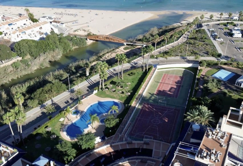 Apartamento Playa de 2 habitaciones en Pilar de la Horadada en venta con piscina - 285.000 € (Ref: 9376490)