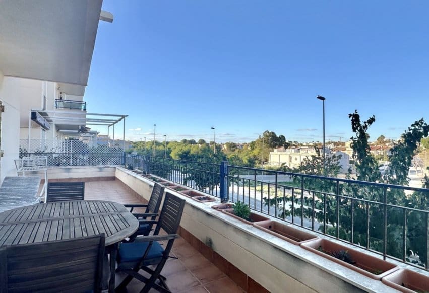 Apartamento Playa de 2 habitaciones en Pilar de la Horadada en venta con piscina - 285.000 € (Ref: 9376490)