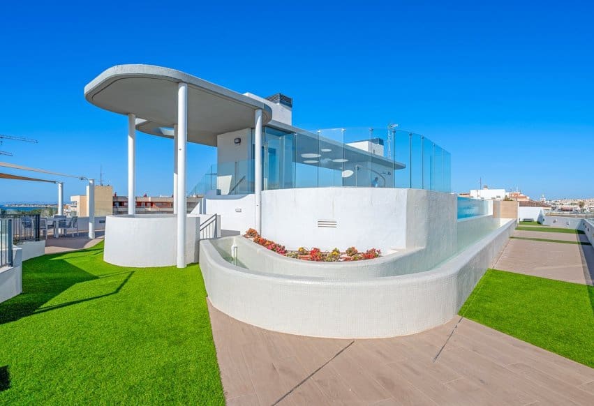 2 slaapkamer Appartement te koop in Orihuela Costa met zwembad - € 369.000 (Ref: 9409970)