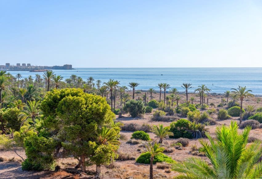 2 slaapkamer Appartement te koop in Orihuela Costa met zwembad - € 369.000 (Ref: 9409970)