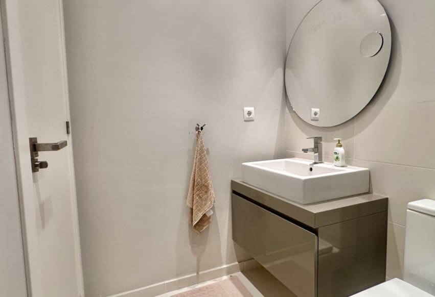 2 Zimmer Apartment zu verkaufen in Villamartin mit Pool - 260.000 € (Ref: 9459752)