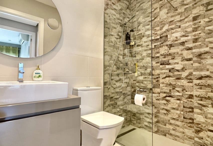 2 Zimmer Apartment zu verkaufen in Villamartin mit Pool - 260.000 € (Ref: 9459752)