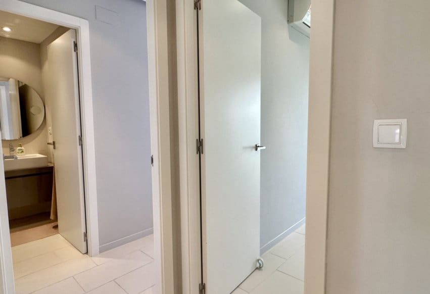 2 Zimmer Apartment zu verkaufen in Villamartin mit Pool - 260.000 € (Ref: 9459752)