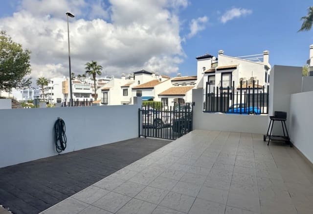 2 Zimmer Apartment zu verkaufen in Villamartin, Orihuela mit Pool - 260.000 € (Ref: 9459752)