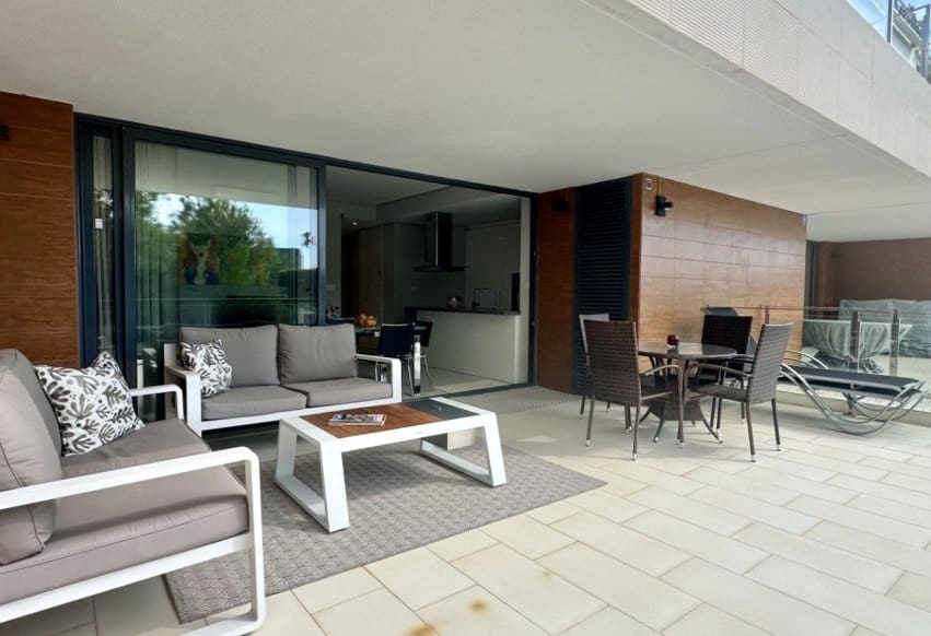 2 Zimmer Apartment zu verkaufen in Villamartin mit Pool - 260.000 € (Ref: 9459752)