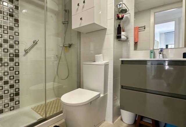 3 soveværelse Lejlighed til salg i Punta Prima, Orihuela med swimmingpool - € 295.000 (Ref: 9459753)