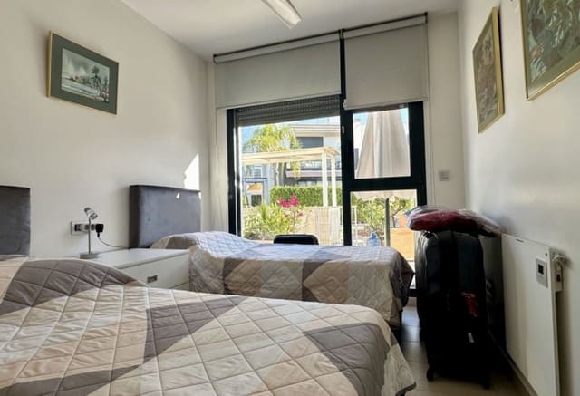 3 soveværelse Lejlighed til salg i Punta Prima, Orihuela med swimmingpool - € 295.000 (Ref: 9459753)