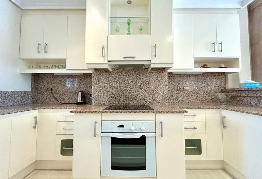 3 sovrum Takvåning till salu i Orihuela Costa med pool garage - 595 000 € (Ref: 9502933)