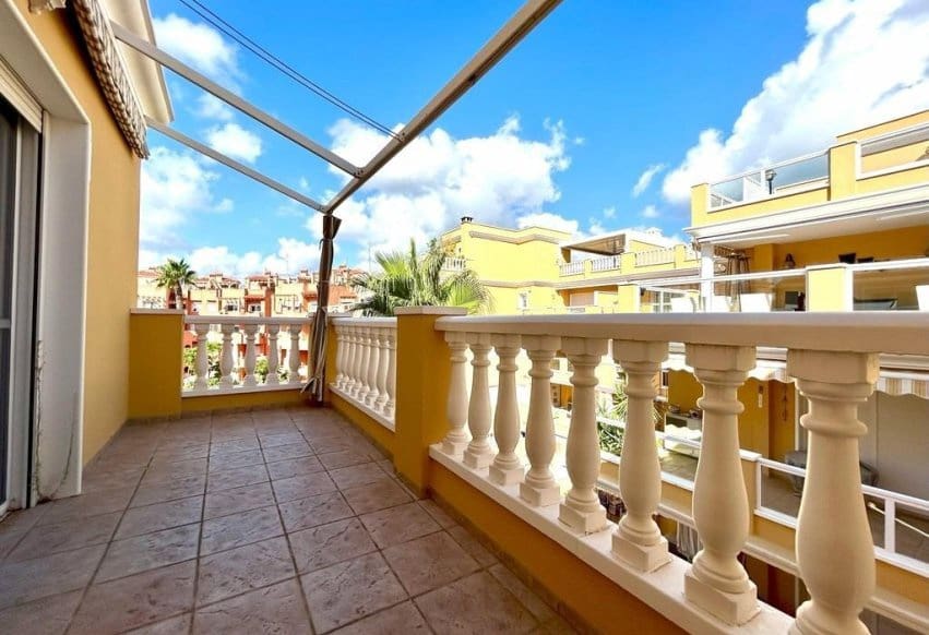 3 soverom Penthouse til salgs i Campoamor med svømmebasseng garasje - € 595 000 (Ref: 9502933)