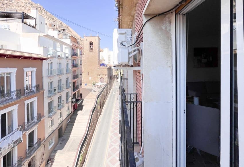 1 bedroom Apartment for sale in Alicante / Alacant city - € 255,000 (Ref: 9506289)