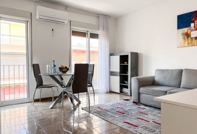 1 bedroom Apartment for sale in Casco Antiguo - Sant Cruz - Ayuntamiento, Alicante / Alacant city - € 255,000 (Ref: 9506289)