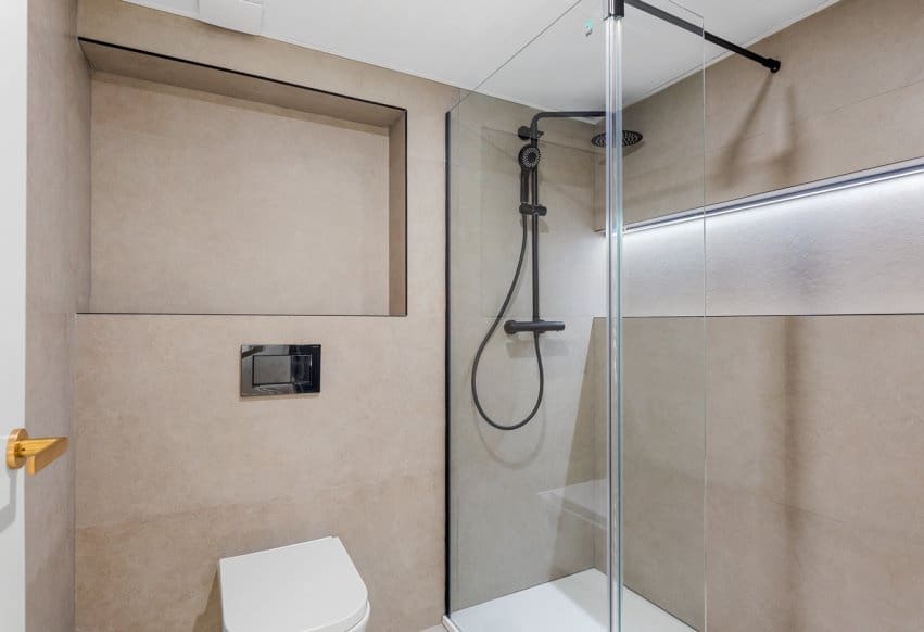 2 bedroom Apartment for sale in Alicante / Alacant city - € 225,000 (Ref: 9506290)