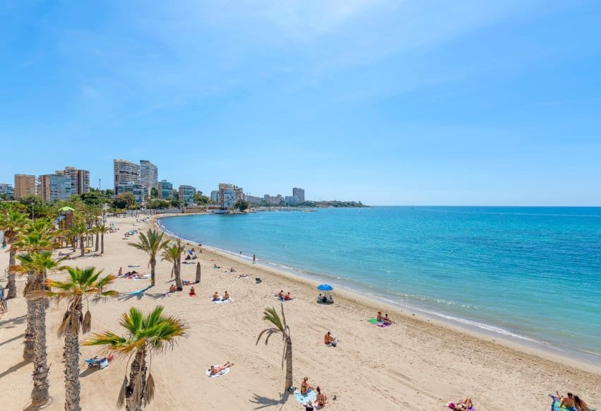 2 bedroom Apartment for sale in Alicante / Alacant city - € 225,000 (Ref: 9506290)