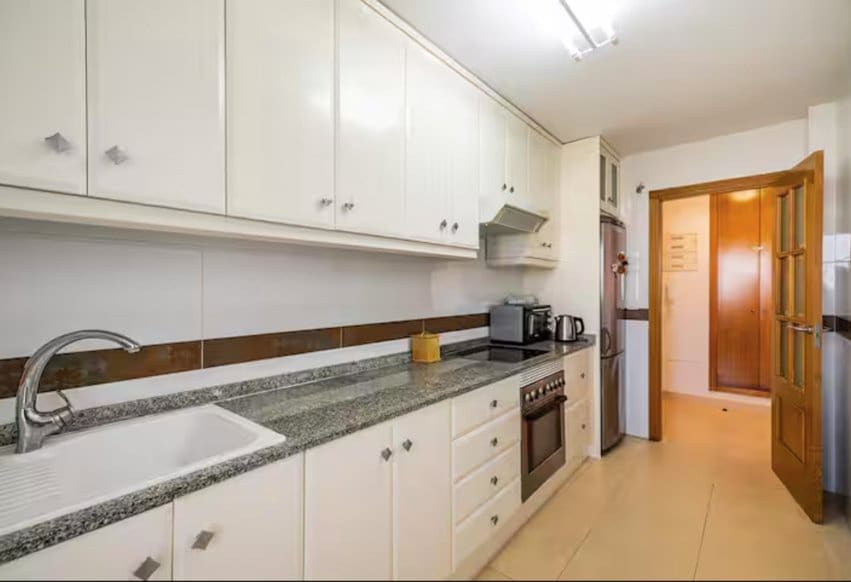 2 Zimmer Strandapartment zu verkaufen in Pilar de la Horadada mit Pool - 270.000 € (Ref: 9506611)