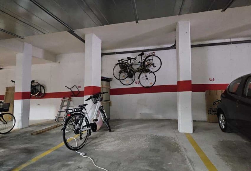 3 bedroom Villa for sale in Orihuela Costa with pool - € 410,000 (Ref: 9523797)