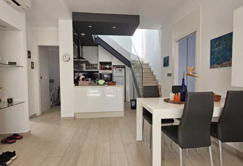 3 bedroom Villa for sale in Orihuela Costa with pool - € 410,000 (Ref: 9523797)