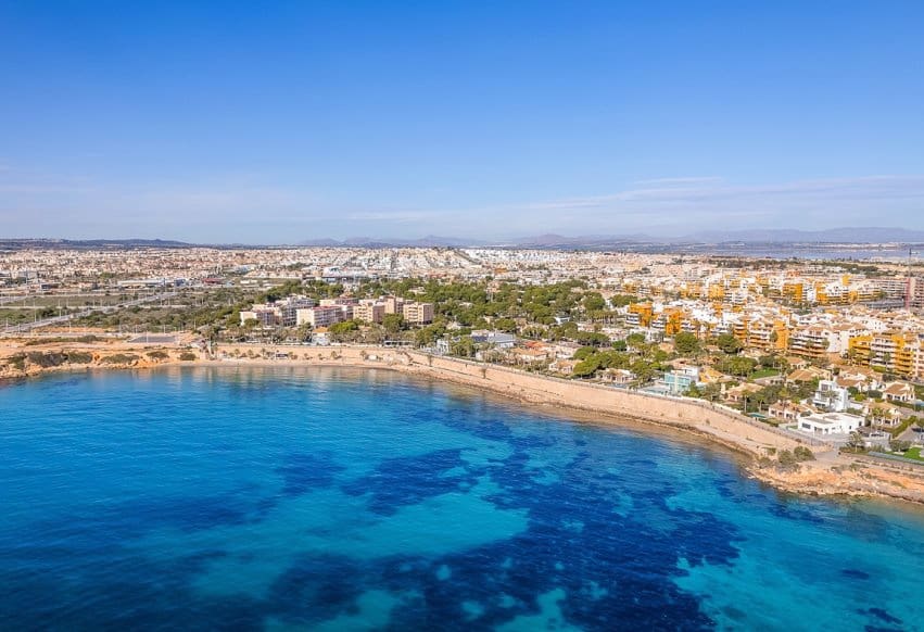 2 Zimmer Strandapartment zu verkaufen in Orihuela Costa mit Pool - 420.000 € (Ref: 9528592)