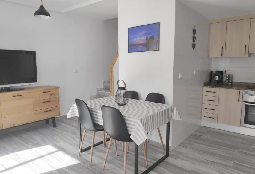 Apartamento de 2 habitaciones en Santa Pola en venta - 295.000 € (Ref: 9562606)