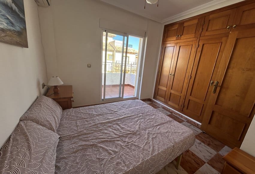 2 bedroom Apartment for sale in Cabo Roig with pool - € 240,000 (Ref: 9588156)