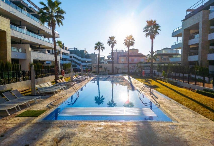 3 bedroom Apartment for sale in Orihuela Costa - € 499,000 (Ref: 9609978)