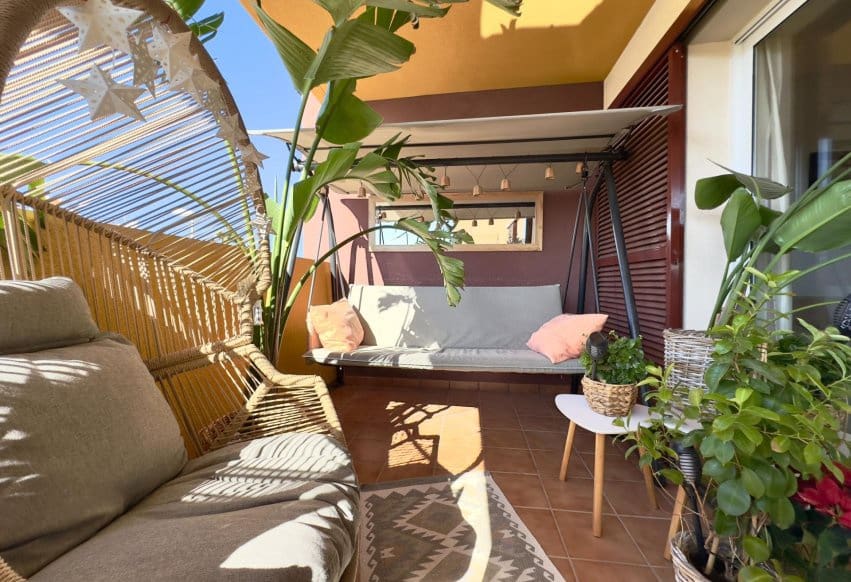 Apartamento de 2 habitaciones en Playa Flamenca en venta con piscina - 249.000 € (Ref: 9609979)