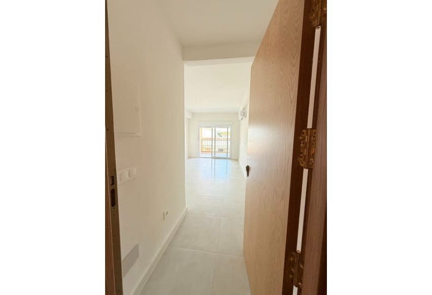 2 bedroom Beach Apartment for sale in Torre de la Horadada - € 189,900 (Ref: 9632792)