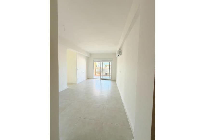 2 bedroom Beach Apartment for sale in Torre de la Horadada - € 189,900 (Ref: 9632792)