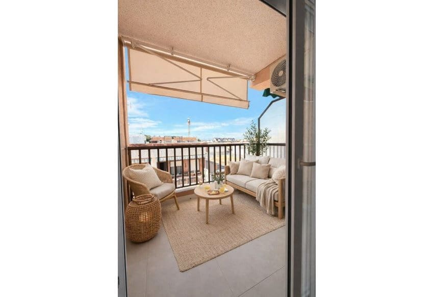 2 bedroom Beach Apartment for sale in Torre de la Horadada - € 189,900 (Ref: 9632792)