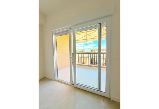 2 soveværelse Strandlejlighed til salg i Torre de la Horadada, Pilar de la Horadada - € 189.900 (Ref: 9632792)