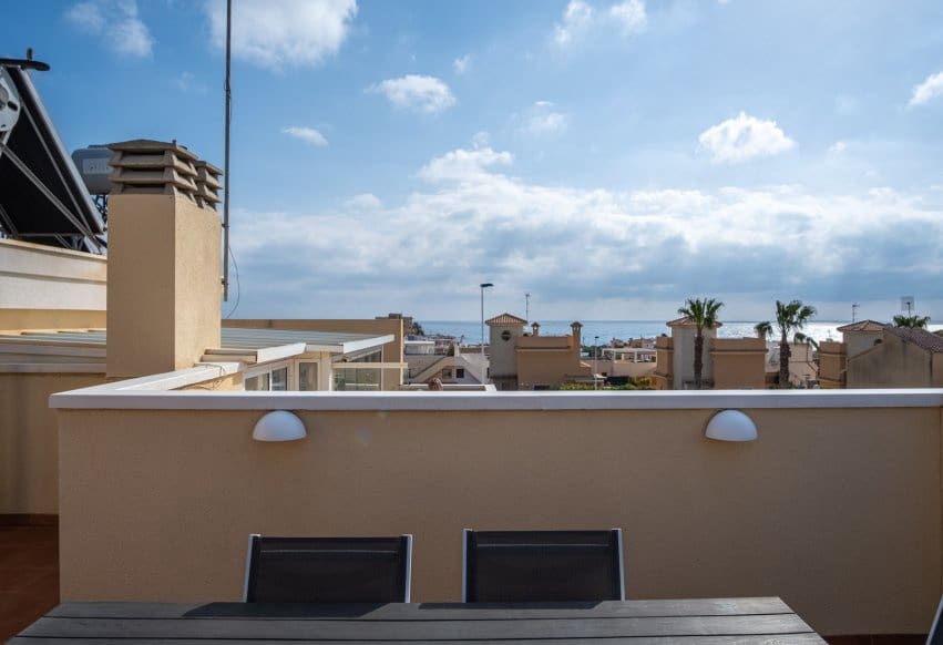 2 Zimmer Bungalow zu verkaufen in Torrevieja mit Pool - 205.000 € (Ref: 9646019)